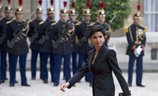 French Justice Minister Rachida Dati arrives at a dinner attended by France's President Nicolas Sarkozy and U.S. President George W. Bush at the Elysee Palace in Paris, June 13, 2008. REUTERS/Philippe Wojazer (FRANCE)