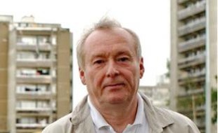 Claude Dilain (à g.) reprend Le Raincy et Arnaud de Courson (à d.) Levallois Sud à l'UMP.