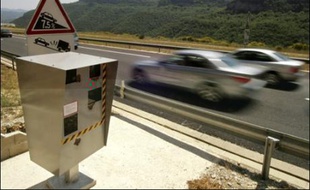 Alors que les résultats de la sécurité routière ne sont pas très bons depuis le début de l'année, certains spécialistes s'interrogent sur les limites à l'effet de dissuasion des radars, qui ont grandement contribué aux bons résultats observés depuis 2002.