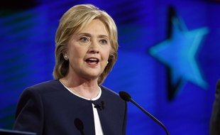 Hillary Clinton lors du premier débat entre les candidats démocrates.