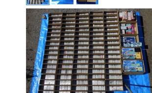 Capture d'écran du site japonais Yahoo! Auctions, où l'intégralité du catalogue de jeux de la PlayStation a été mis en vente.