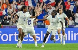 EN DIRECT France - Allemagne : Les Bleues veulent poursuivre leur belle ave…