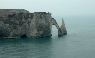 Les falaises d'Etretat, en Seine-Maritime.