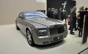 Illustration d'une Rolls Royce.