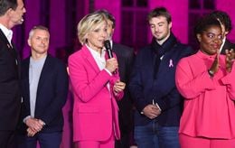 Évelyne Dhéliat se fait insulter par les climatosceptiques