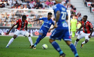VIDEO. Nice-Strasbourg: Le doublé de Nuno Da Costa à revoir dans le résumé de la victoire du Racing.