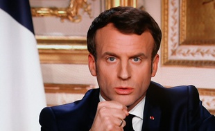Emmanuel Macron, depuis l'Elysée, le 16 mars 2020.