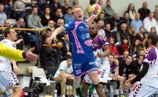 L'arrière droit cessonnais Geir Guðmundsson lors du dernier duel contre Nantes en Lidl Starligue, le 15 mars 2017.