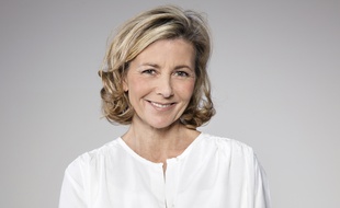 Claire Chazal en studio pour le magazine «Entrée libre» sur Frnace 5