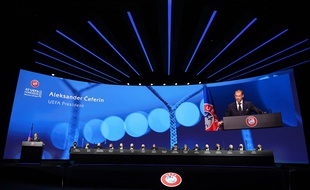 Super Ligue : Neuf des douze clubs frondeurs sanctionnés après un accord avec l’UEFA