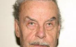 Josef Fritzl s'est dit "prêt à coopérer", a indiqué le porte-parole du Parquet, Gerhard Sedlacek. L'entretien entre Fritzl, 73 ans, et la jeune magistrate, 32 ans, "a duré environ 90 minutes", à la maison d'arrêt de Sankt-Pölten, où il est en détention provisoire, selon le porte-parole.