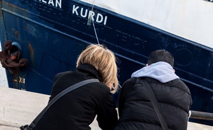 Le navire humanitaire de l'ONG Sea-Eye a été rebaptisé « Alan Kurdi ».