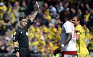 L'arbitre rennais François Letexier lors de Nantes-Bordeaux, le 16 avril 2017.