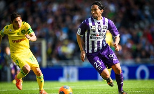 Le milieu de terrain du TFC Abel Aguilar lors dun match de Ligue 1 contre Nantes, le 4 mai 2014 au Stadium de Toulouse.