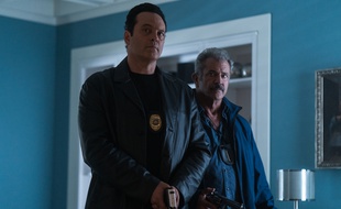 «Traîné sur le bitume» est le troisième film du méconnu S. Craig Zahler, et réunit Vince Vaughn et Mel Gibson dans un polar coup de poing