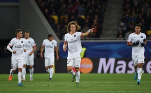 David Luiz et les Parisiens l'ont largement emporté face au Shakhtar Donetsk (0-3), en Ligue des champions, le 30 septembre 2015.