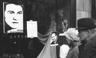 Un premier site internet entièrement dédié à l'étudiant tchèque Jan Palach qui s'immola en 1969 pour protester contre l'invasion de son pays par les troupes soviétiques, a été inauguré lundi, a annoncé l'un des auteurs du projet, l'historien Pavel Blazek.
