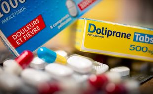Illustration de médicaments contenant du paracétamol (Doliprane, Dafalgan et Efferalgan).