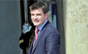Benoist Apparu participe pour la première fois à un gouvernement.