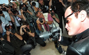 Le « photocall » de Tarantino en 2008, que seule la chaîne du festival peut filmer.