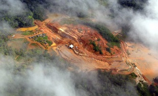 Photo d'une mine d'or près de Cayenne en Guyane.