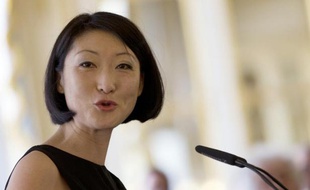 La ministre de la Culture Fleur Pellerin lors d'une conférence de presse le 15 avril 2015 à Paris