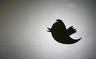 Le logo du réseau social Twitter, le 11 mars 2011 à San Francisco