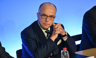 Le Premier ministre Bernard Cazeneuve à Pessac (Gironde) le 9 décembre 2016