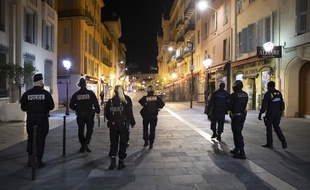 Des policiers dans les rues de Nice en octobre 2020 (Illustration)