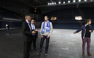Le joueur de NBA, Nando de Colo, devient actionnaire du basket Club d'Orchies (59).