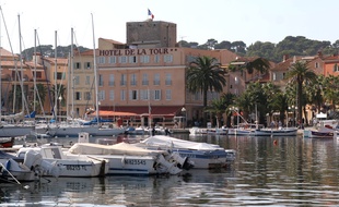 La ville de Sanary-sur-Mer, dans le Var. Illustration.