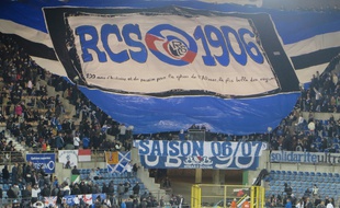L'un des tifos des 25 ans des UB 90 fait référence au centenaire du Racing, le 16 octobre 2015.