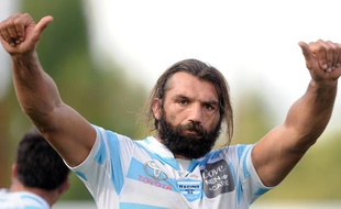 Le rugbyman français Sébastien Chabal, sous les couleurs du Racing Metro, le 29 août 2009 face à Bayonne, à Colombes.