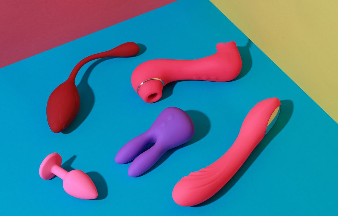 Comment les sextoys se sont installés dans l'intimité de toutes les générations ?
