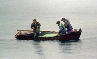 Illustration de pêcheurs nord-coréens.