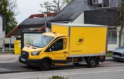 La Poste et Amazon recherchent 11.000 saisonniers pour livrer les colis