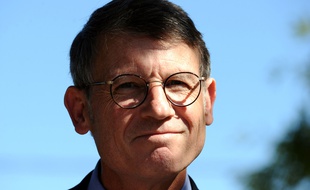 Vincent Peillon, encore ministre de l'Education nationale, le 23 septembre 2013 à Saint-Denis-de-Pile (Gironde).