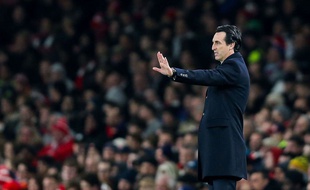 Unai Emery lors du match entre Arsenal et le PSG le 23 novembre 2016.