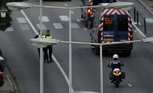 Le convoi spécial lors du transport du procès Colonna à Ajaccio, en Corse, le 6 juin 2011.