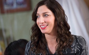 Chelsea Peretti est connue pour son rôle de Gina dans Brooklyn Nine Nine