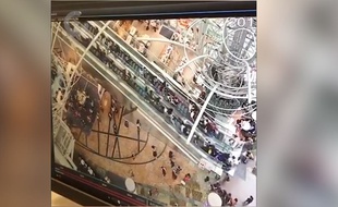 Un accident d'esclator spectaculaire à Hong Kong - Le Rewind