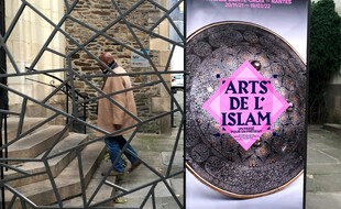 L'exposition « Arts de l’Islam, un passé pour un présent » est présentée au passage Sainte-Croix à Nantes.