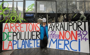 Manifestation à Nantes contre le projet d'aéroport de Notre-dame-des-Landes, le 22 février 2014
