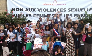 Manifestation contre l'excision; les mariages forces et les violences sexuelles a l'encontre des femmes, le 15 Juin 2019, Quai de la Seine a Paris.
