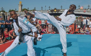 Pascal Gentil, à droite, est l'une des légendes françaises du taekwondo.
