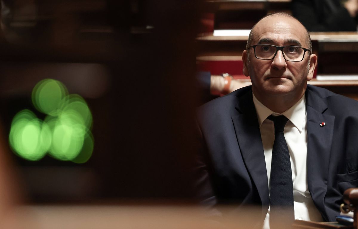 Environ 700.000 étrangers sont en situation irrégulière en France, selon Laurent Nuñez