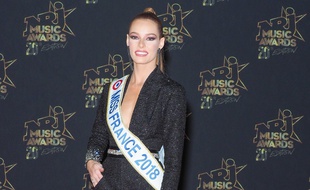 Maëva Coucke lors des NRJ Music Awards 2018.