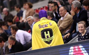 La mascotte du HBC Nantes, «Super H».