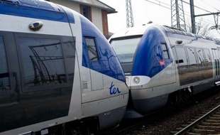 Un TER a percuté vers 18h une camionnette au sud de Montauban.