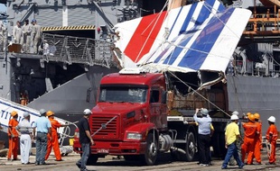 Les restes de l'A330 d'Air France qui reliait Rio à Paris et qui s'est crashé le 14 juin 2009.
